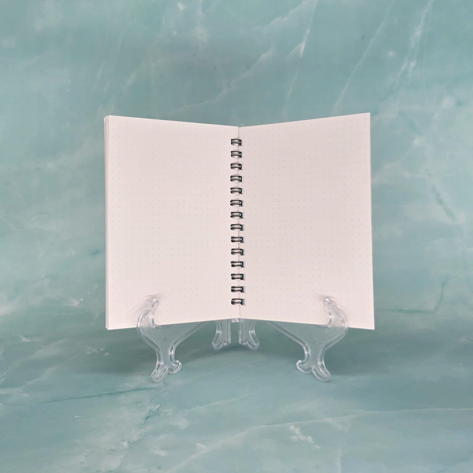 Chaton Chaton Reusable Sticker Book
