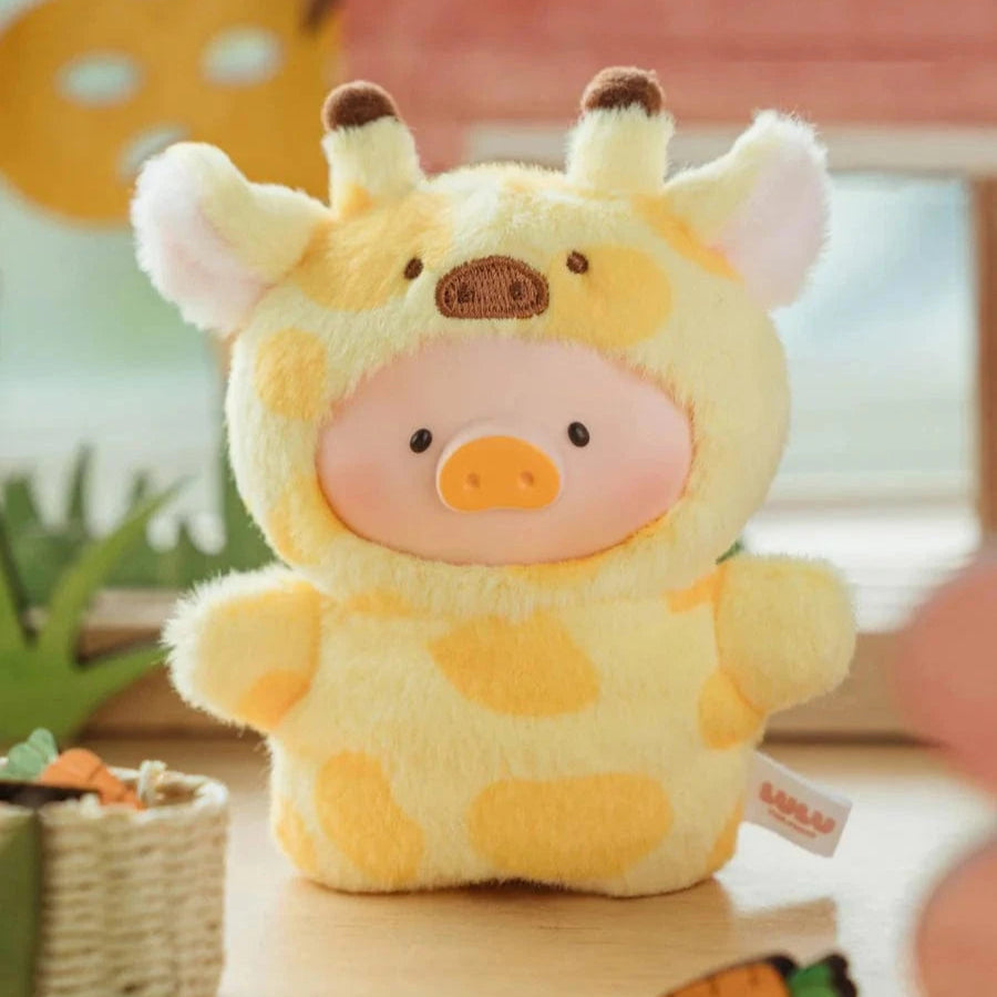 Lulu The Piggy Animal Party Puppet Show Keychain Blind Box