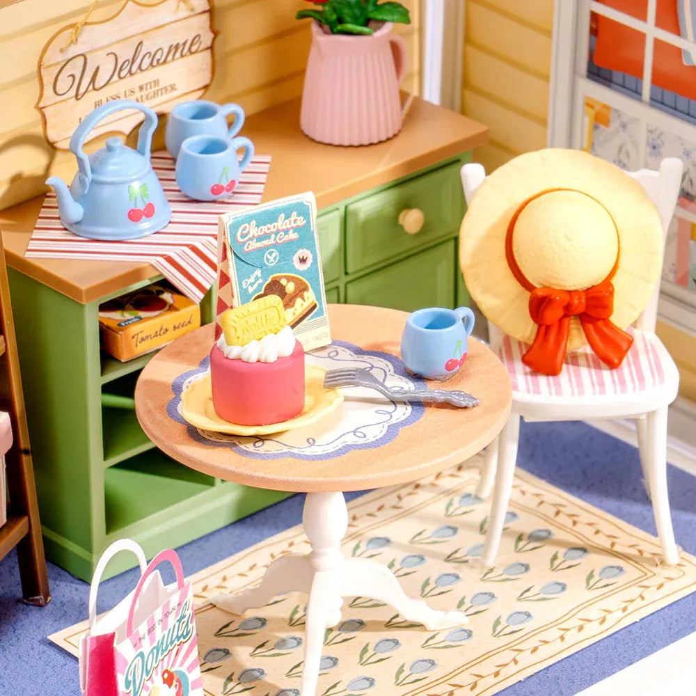 Super Creator Sunshine Sip Porch DIY Mini House