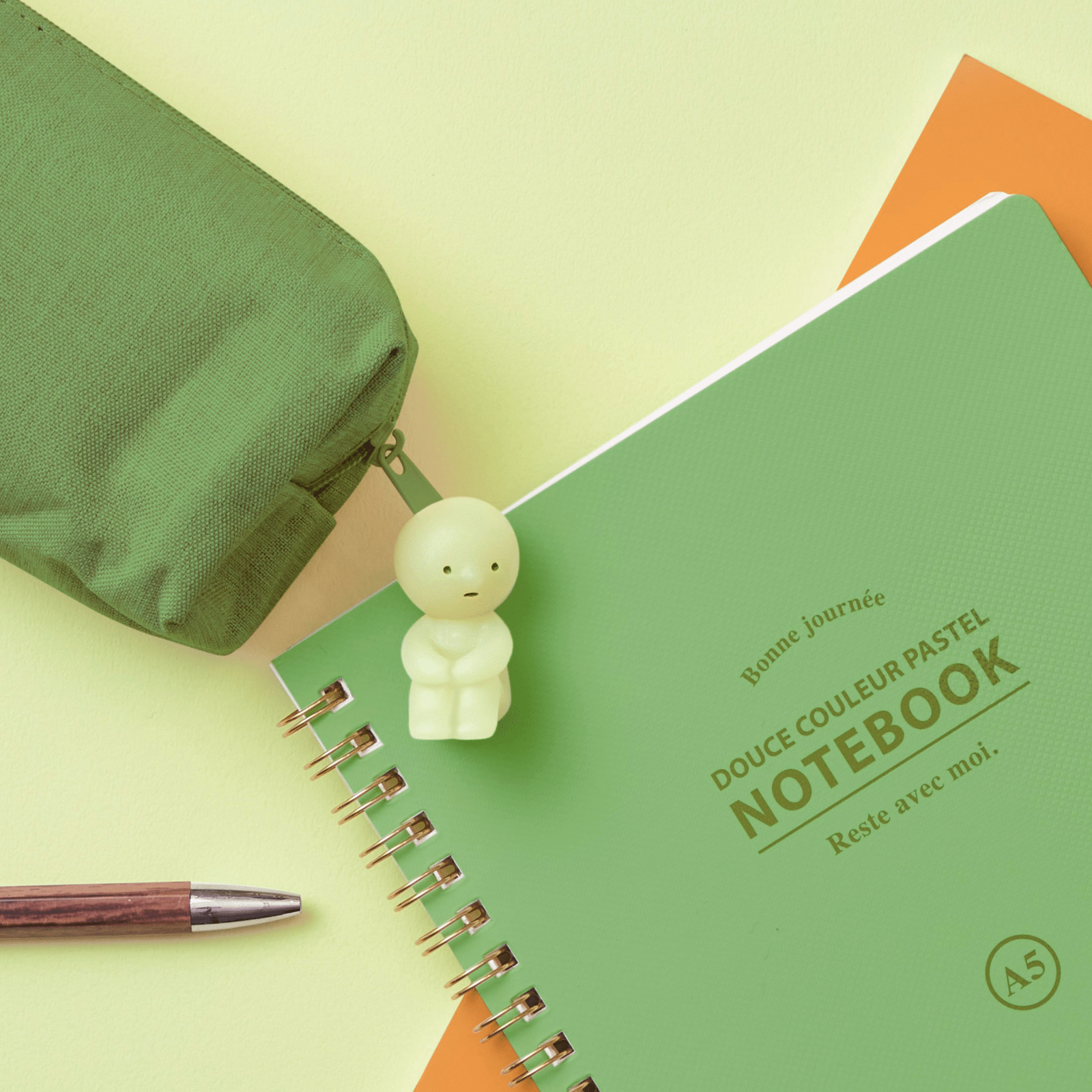 Smiski Zipperbite- Hugging