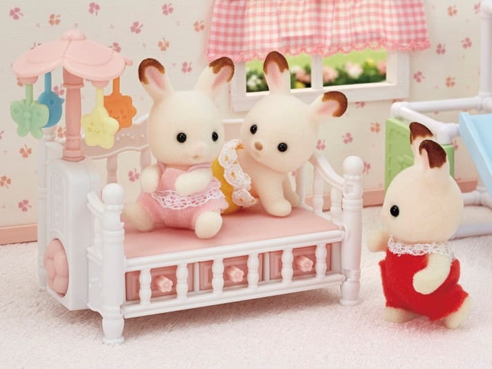 Calico Critters Crib with Mobile