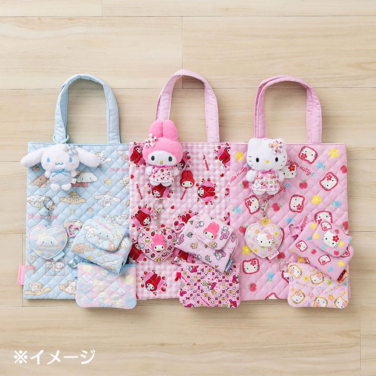 Hello Kitty Sanrio Quilt Collection Card and Coin Case