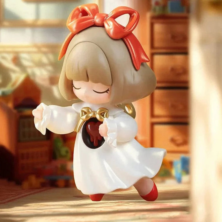LAPLLY Vintage Memory Blind Box Mini Figure