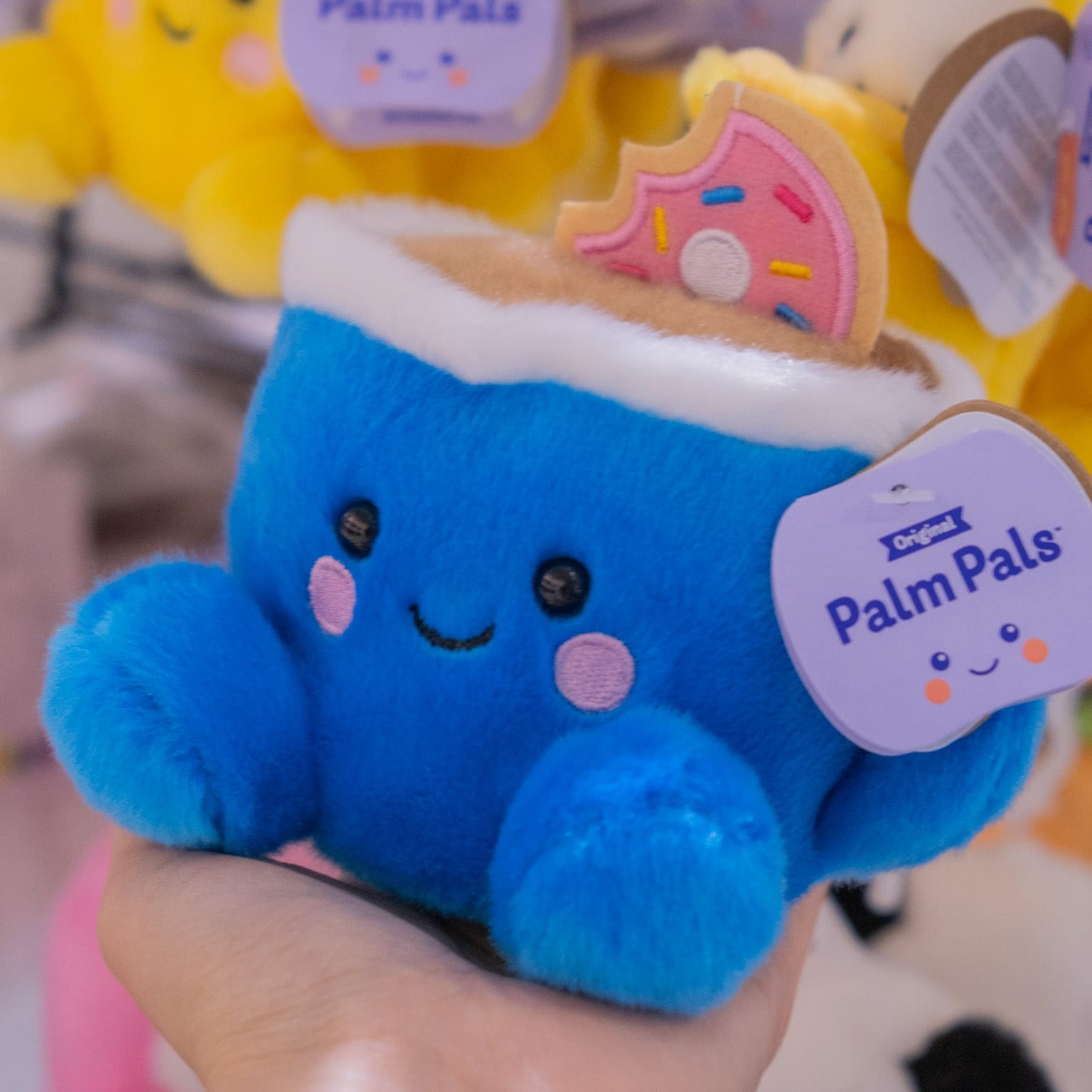 Ariq Coffee & Dount Palm Pals 5" Plush