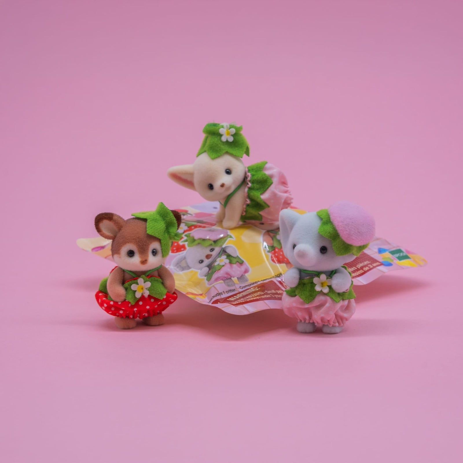 Very Berry Baby Collectibles Calico Critters Blind Bag