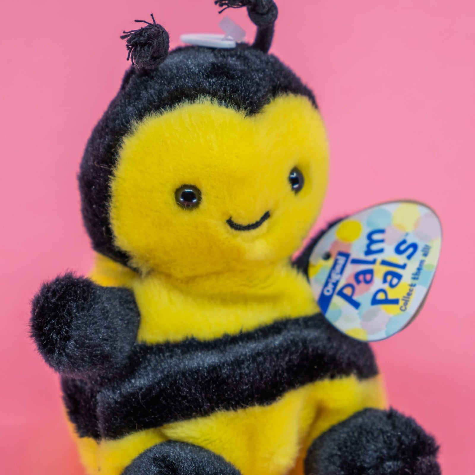 A cute plush of a bee.