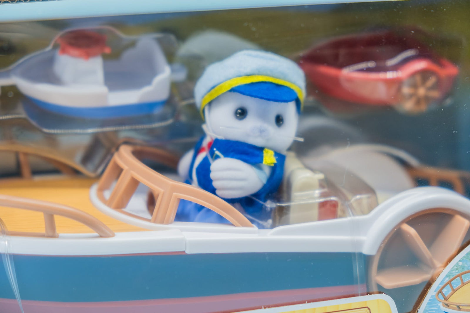 Seal Sailor’s Leisure Boat Calico Critters Playset
