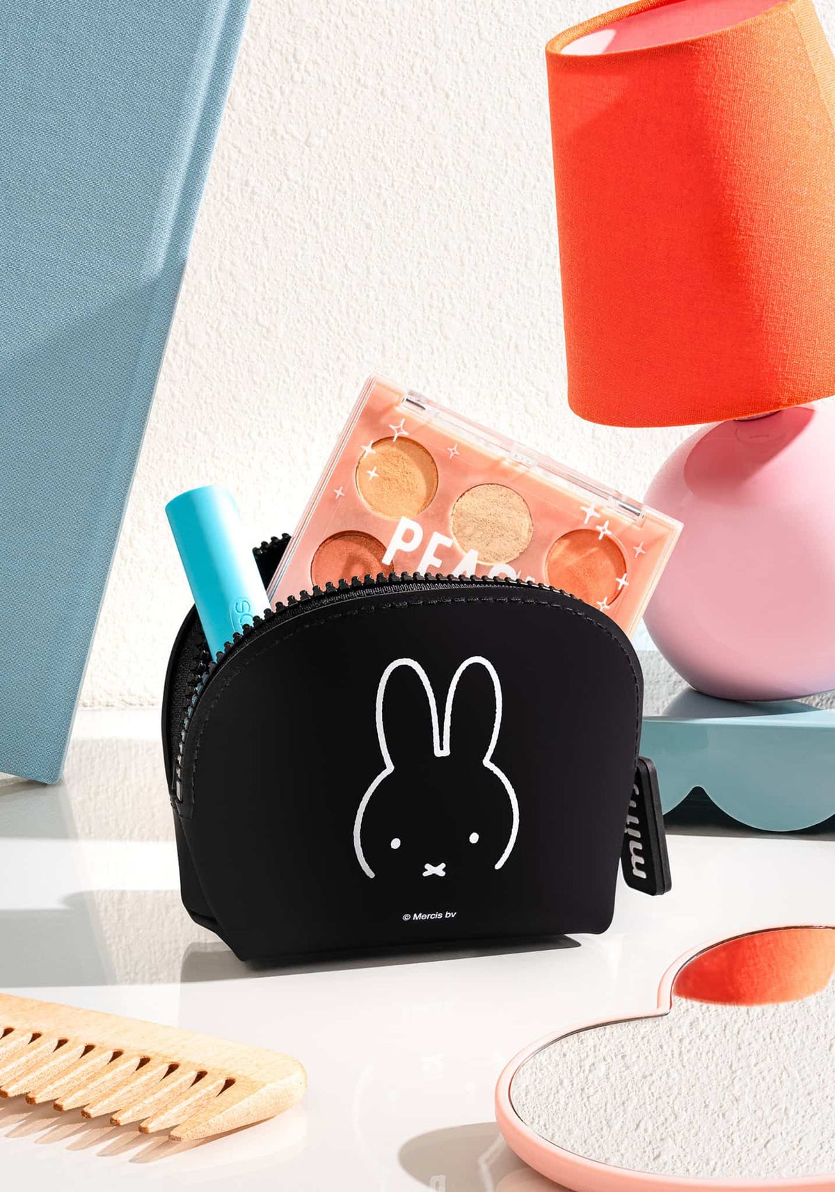 Miffy Black Oval Zipper Pouch NUU