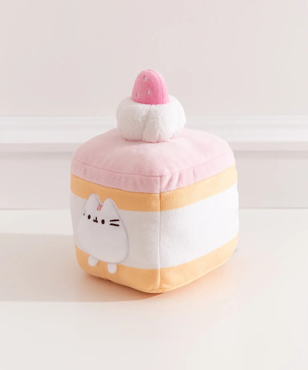 Pusheen Sweets Strawberry Sponge Cake 6" Plush